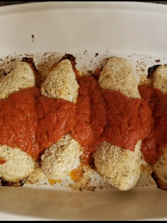 A picture of Easy Parmesan Crusted Ckicken.