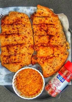 A picture of Corn Stuffed Garlic Bread.
