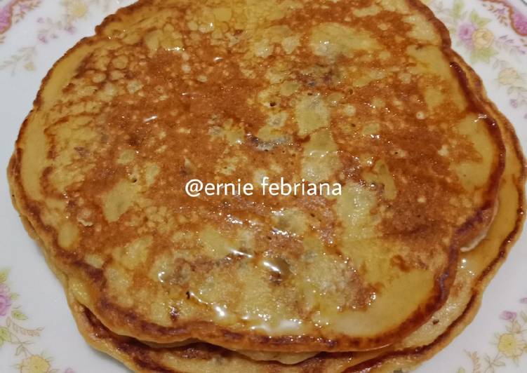 Pancake Oatmeal Kurma