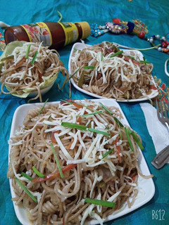 चीज़ हक्का नूडल्स(Cheese hakka noodles recipe in Hindi) रेसिपी मुख्य फोटो