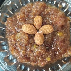 A picture of Lapsi (broken wheat dessert).