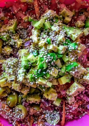 Una foto de ENSALADA Mixta, con Fiambres españoles...! 🐽