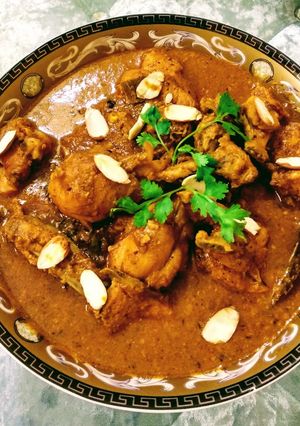 A picture of Reshmi'z Chicken Korma.