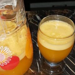 Peach lemonade A picture of Peach lemonade.