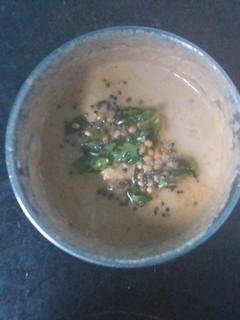 பச்ச வெங்காயம் சட்னி (vengayam chutni recipe in Tamil) செய்முறை முக்கிய புகைப்படம்