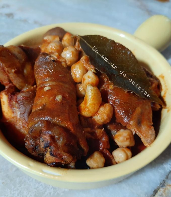 Une photo de Pieds d'agneau en sauce piquante 🌶