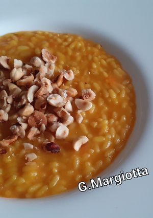 Foto di Risotto con granella di nocciole