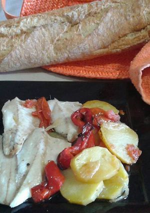 Una foto de Lubinas al horno con verduras