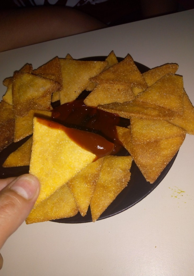 Una foto de Nachos caseritos y poquitos ingredientes