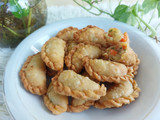 Pastel isi kentang wortel