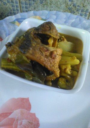 A picture of Light  fish curry.