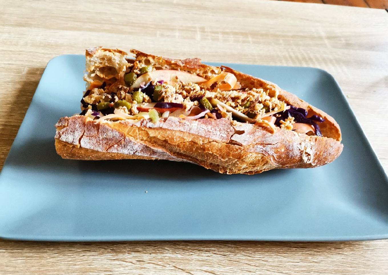 Step-by-Step Guide to Prepare Super Quick Homemade Sandwich chaud au poulet épicé et légumes