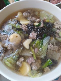 รูปของ ต้มจืดสาหร่ายเต้าหู้หมูสับ