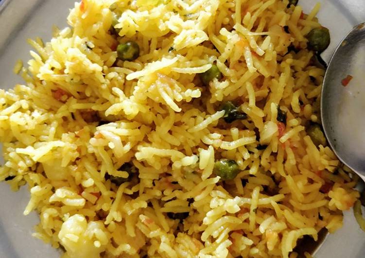 How to Make Any-night-of-the-week Veg Pulav