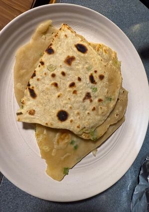 A picture of Scallion pancakes.