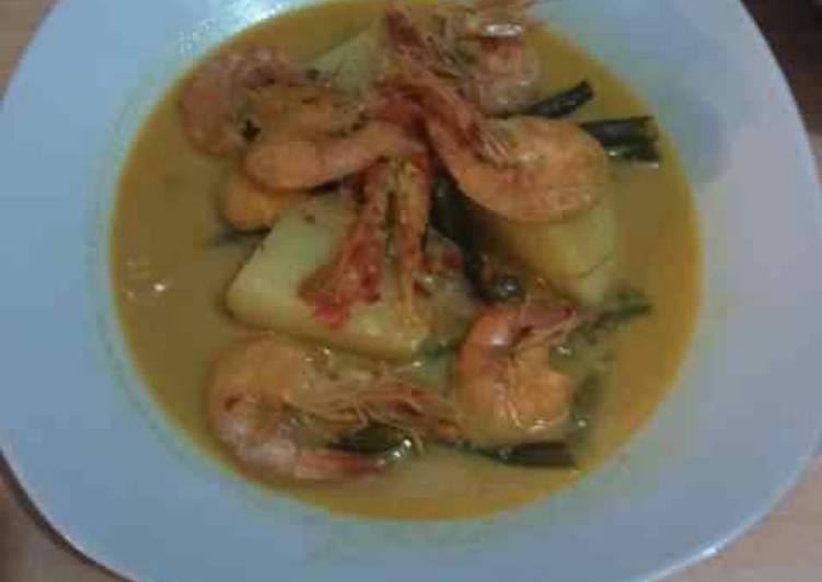 Gulai udang,kentang + kacang panjang