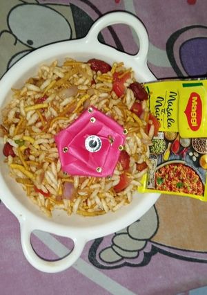 भेल चाट(bhel chaat recipe in hindi) रेसिपी मुख्य फोटो