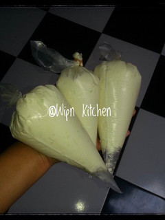 Foto resep Vla Napoleon (untuk kue sus, donat, roti, dll)