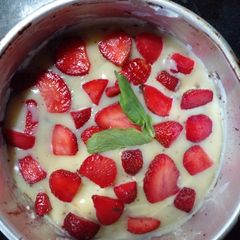A picture of Strawberry Surprise.