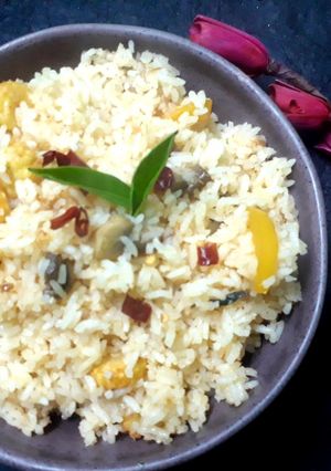 A picture of Mushroom n babycorn Thai rice.