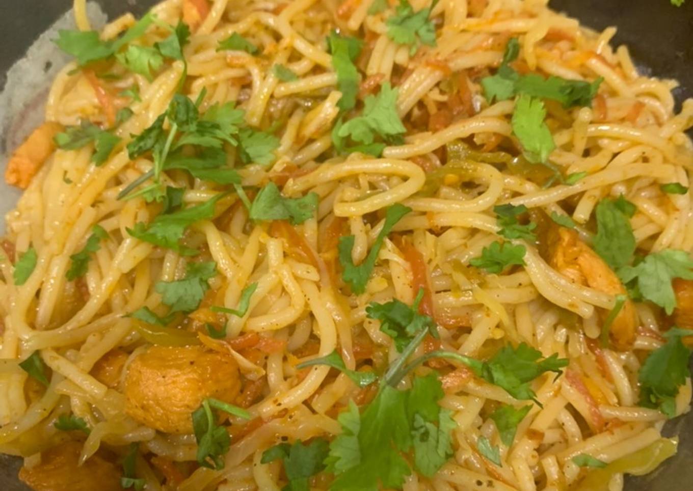 Chicken tandoori chowmein