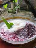 Bubur campur (bubur sumsum,bubur ketan hitam,bubur mutiara)