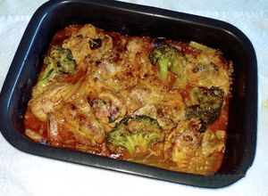 Foto de Sobre-coxas de Frango Assado com Brócolos