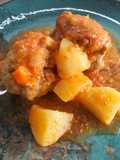 Albóndigas en salsa de avellanas
