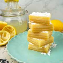 Una foto de Barritas de limón o lemon bars