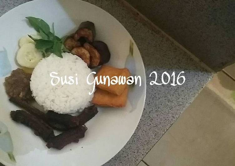 Bahan Lalapan Belut Goreng Komplit | Bahan Membuat Lalapan Belut Goreng Komplit Yang Bikin Ngiler