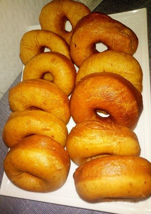 A picture of Doughnuts.