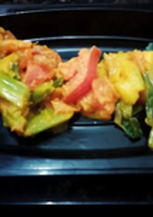 A picture of Green onion vegetable.