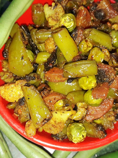 मिक्स वेज (mix veg recipe in Hindi) रेसिपी मुख्य फोटो