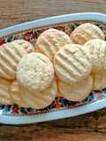 Cornstarch and Condensed Milk Cookies