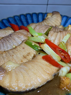 紅燒大目鮪魚腹肉 的食譜成品照片