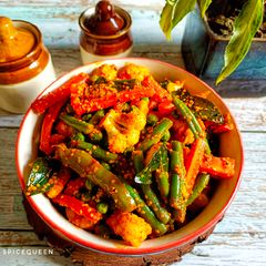 A picture of Mixed Vegetable Pickle.