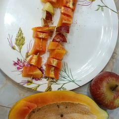 A picture of Sweet Papaya Fruit Salad Sticks.