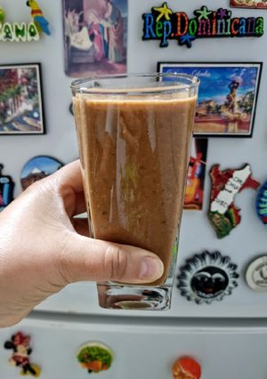 Una foto de Batido especial de plátano y cacao