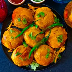A picture of Aloo Chop.