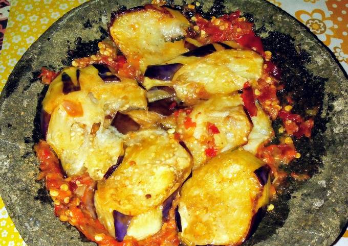 Resep Sambal Terong Penyet Oleh Dapur Dalia Cookpad