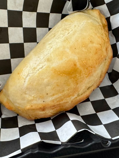 A picture of Corned Beef Empanada.