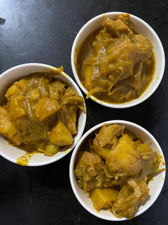 कटहल की मसालेदार ग्रेवी (kathal ki masaledar gravy recipe in Hindi) रेसिपी मुख्य फोटो