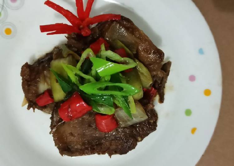 Lidah sapi saus lada hitam