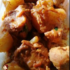 A picture of Chicken Curry.
