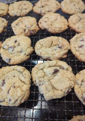 A picture of Chocolate chip cookies.