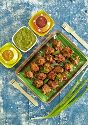 A picture of Phodshi Kolambi Chi Bhaji (Grassy Leafy Veg And Shrimp Fritters).