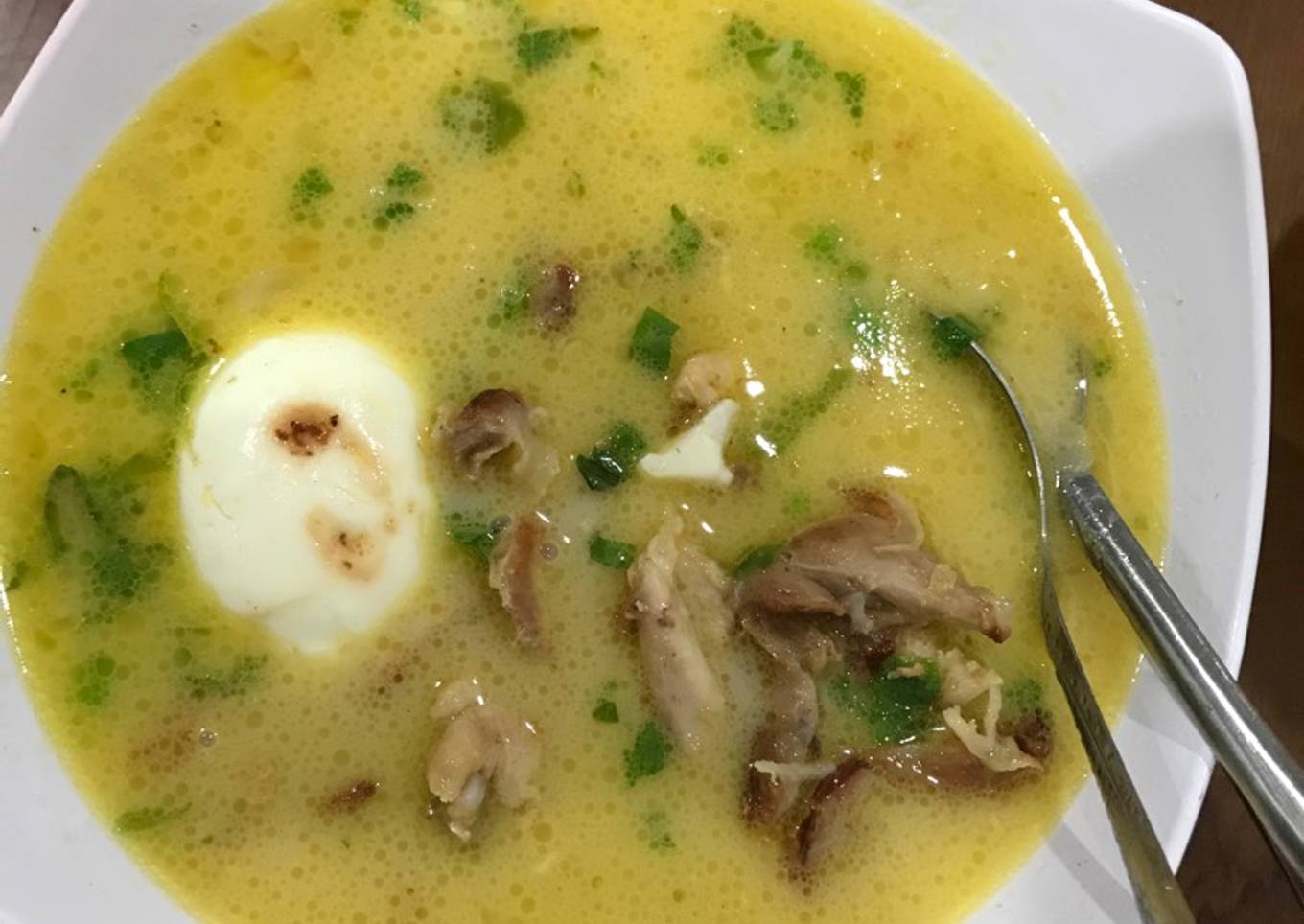 Soto ayam kuah santan