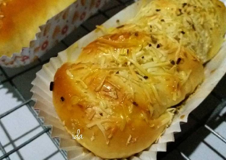 Resep Roti sosis keju oleh IdaIhsan Cookpad