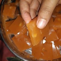 A picture of Karachi halwa.