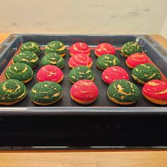 A picture of The Dreamiest Choux : Pistachio & Biscoff Creams.
